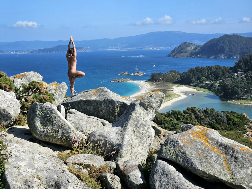 En este momento estás viendo Marco Legal, Normativa y Espacios Naturistas en España